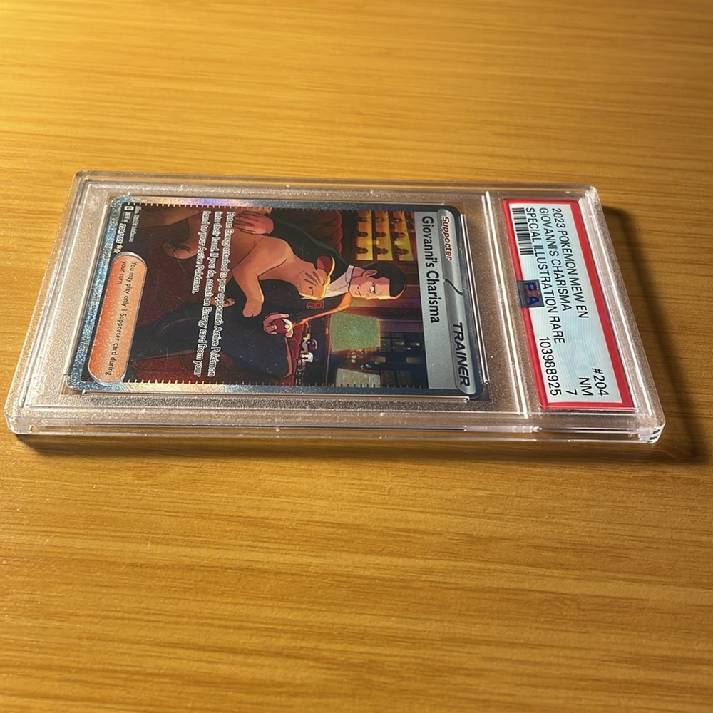 Giovanni's Charisma Pokémon Card - Picture 10 of 10